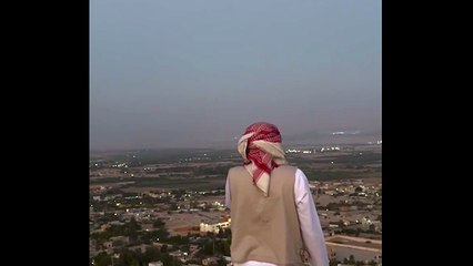 İsrail'e yağan füzeleri şarkı söyleyerek izledi! "Atmosfer efsane, huzurlu bir sabah"