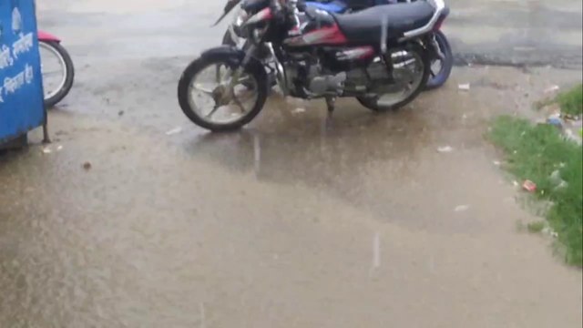 अलवर में झमाझम बारिश से बदला मौसम