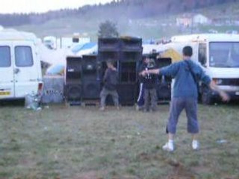 T kos ardeche 082em squate illegal sound resiistence