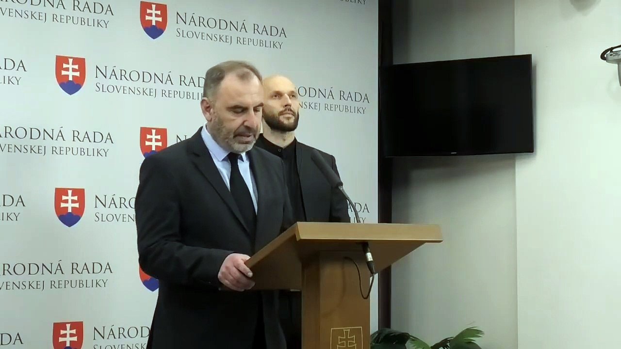 ZÁZNAM: PS: Hospodárstvo SR nie je len o energetike, ale aj o podnikoch a investíciách
