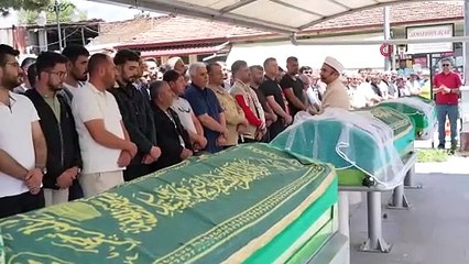 Motosiklet tutkusu genç kızların sonu oldu!