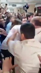 Yahudiler korkudan birbirini ezdi