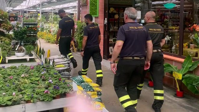 Sassari, bimba di tre mesi intrappolata nell'auto: la commessa di Florgarden che ha chiamato i soccorsi racconta il salvataggio