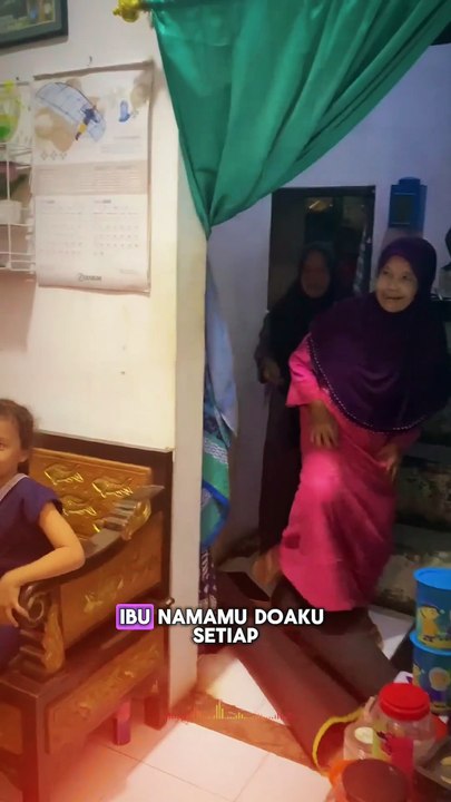 PELUK TERAKHIR IBU