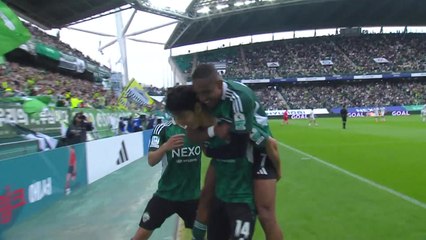 전진우, K리그 이달의 선수상 2회 연속 수상...역대 3번째 / YTN