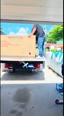 'A disfrutar mi madrecita': hondureña regresa de EE. UU a sus raíces