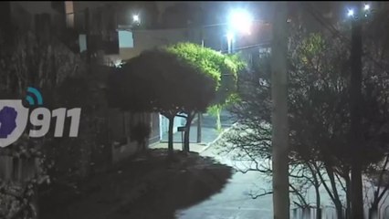 Más inseguridad en Córdoba: intentaron robar una escuela y quedó todo en video