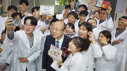 [기업] 한화 김승연 회장, 올해 첫 현장 경영...한화토탈 방문 / YTN