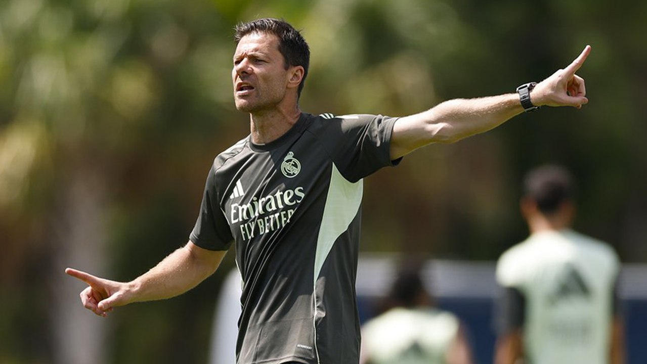 Xabi Alonso entrena con el Real Madrid con gran intensidad como nuevo DT para el Mundial de Clubes
