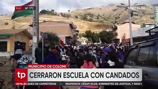Padres pegaron las puertas de un colegio en Colomi y encerraron a maestros por no haber dado clases durante los bloqueos