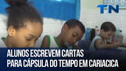 Alunos escrevem cartas para cápsula do tempo em Cariacica