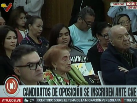 Candidatos presentan sus postulaciones ante el Consejo Nacional Electoral
