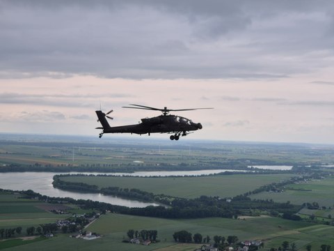 Poland Receives First AH-64D Apache Helicopters for Its Army Aviation