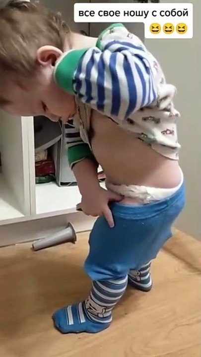 Cute baby new viral funny video 📸 funny baby 😂#shorts #shortvideos #viralvideos #viralshorts #funny #funnyvideos #comedy #kids #baby #siblings #love #care