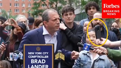 'Seriously?': NYC Comptroller Brad Lander Reads Tweet From DHS Claiming He 'Assaulted An Officer'