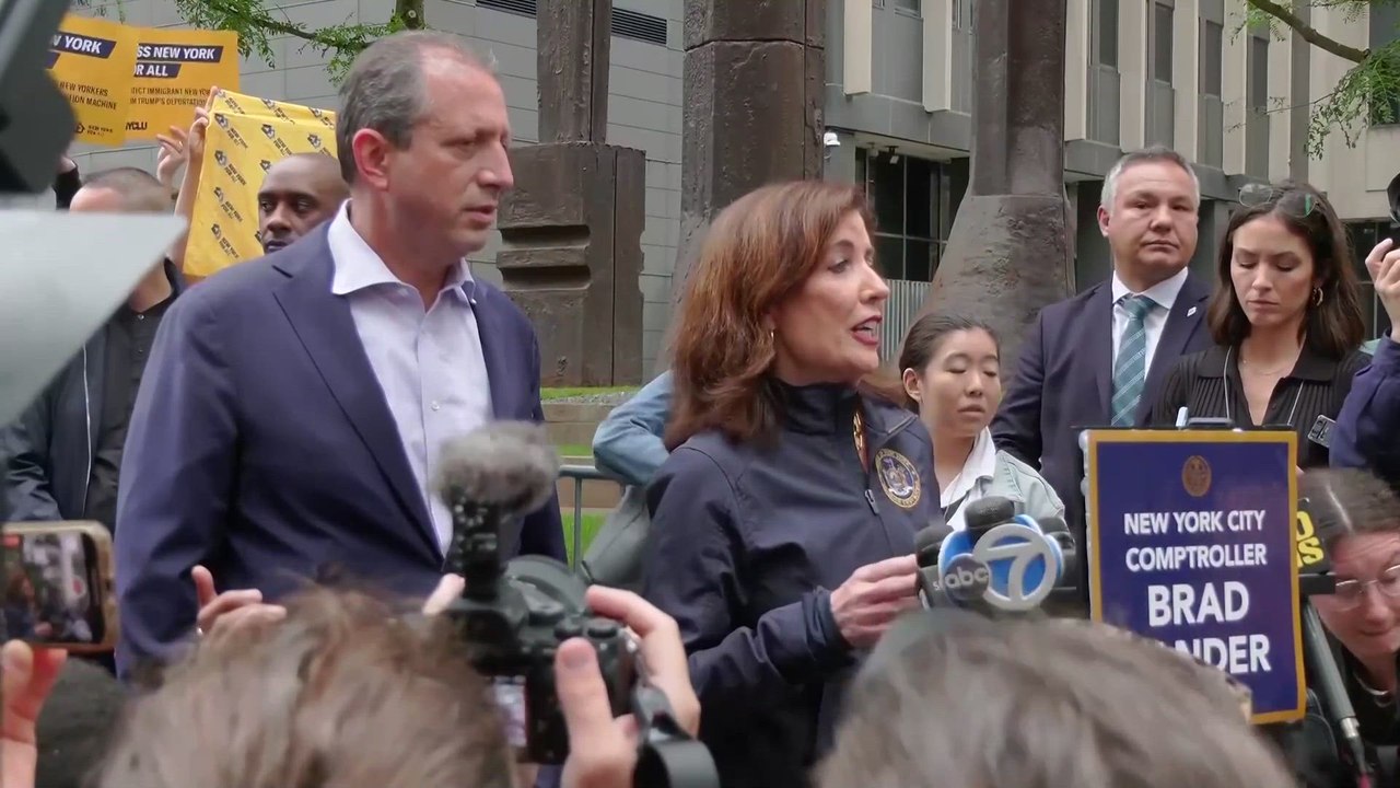 NYC mayoral candidate Brad Lander arrested at immigration court, then released