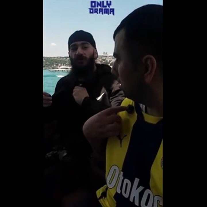 Testo Taylan ve Kadıköy Boğası'nın teknedeki anları.