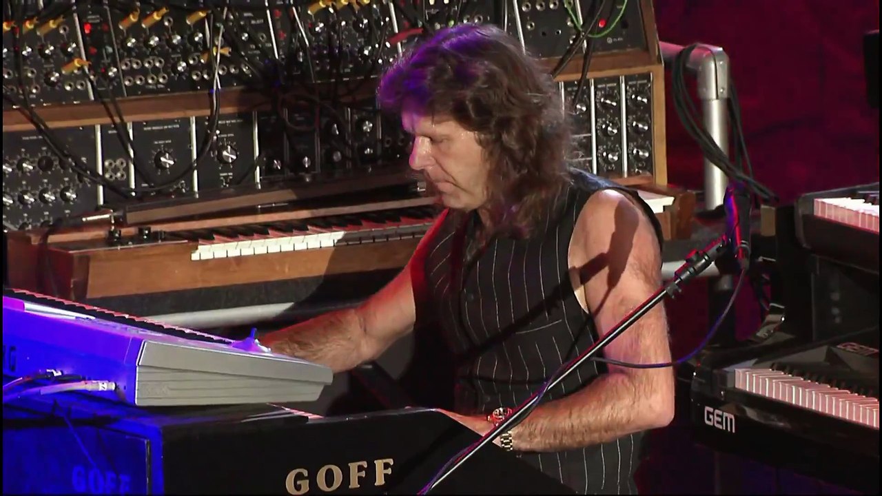Hoedown (Aaron Copland cover) - Emerson, Lake &...