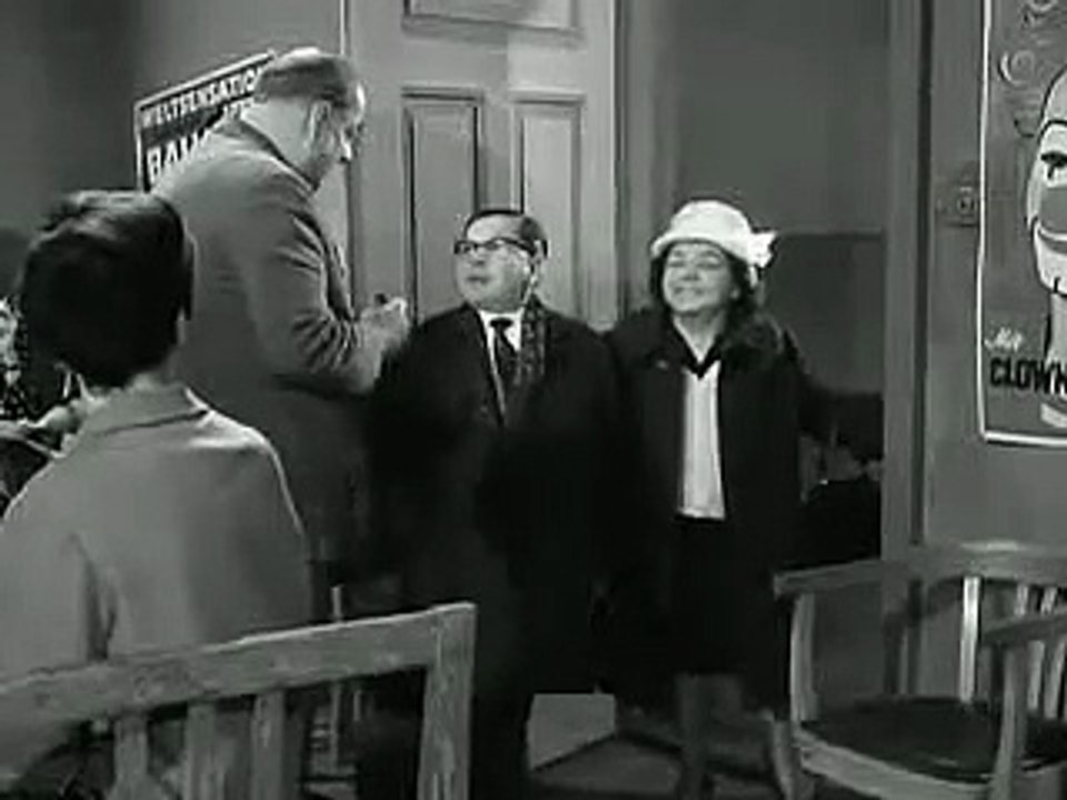 Gewagtes Spiel  E01 - Teddy u Freddy