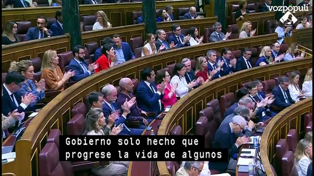 Ester Muñoz: Entre corrupción y prostitución, o derecha, eligen corrupción y prostitución