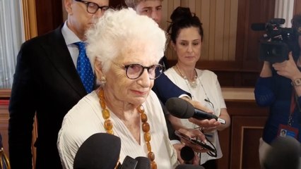 Liliana Segre nella Giornata per il contrasto ai discorsi d'odio: «Si combatte solo con la pace»