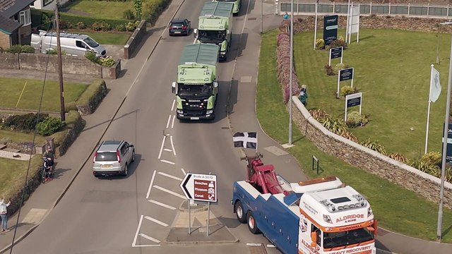 South West Truckers convoy through Bude (Credit: PAUL Photography)