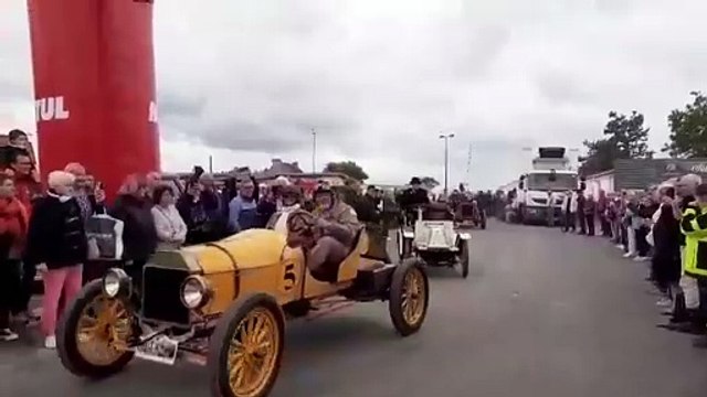 Départ Tour de Bretagne des véhicules anciens-Beaussais-sur-Mer-©Sylvie Vadis