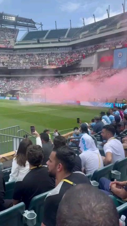 krakage widade au america