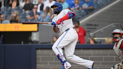 Vladdy and Barger Shine in Blue Jays' Thrilling Walk-Off Win