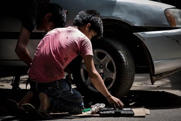 Buscan sanciones más duras en contra de la explotación infantil en Nuevo León