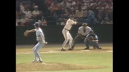 Bo Jackson tracks down a ball in the outfield, then  runs up the wall (7/11/90)