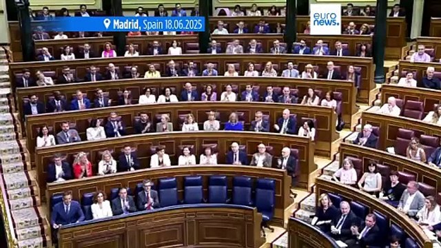 Spanish parliament session turns chaotic as Sánchez and opposition trade barbs