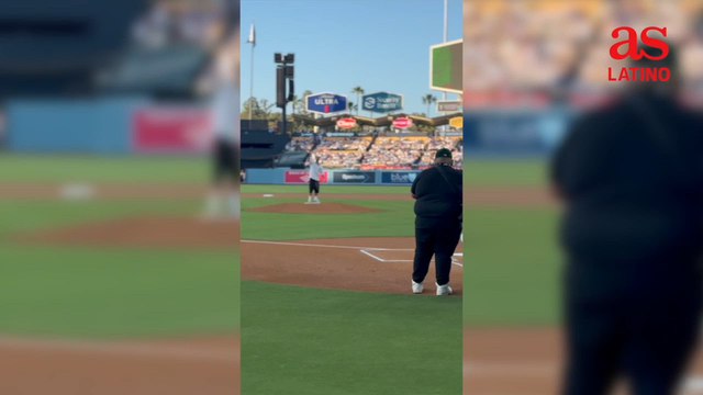 Sergio Ramos lanza primera bola en Dodger Stadium de LA