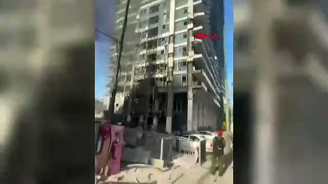 Demir Kubbe 'Delik Kubbe' oldu! İsrail borsa binasına füze çakıldı
