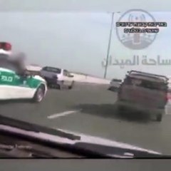 İran polisi Mossad ajanını böyle yakaladı! Kamyonetten çıkanlar şoke etti