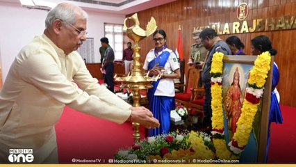 രാജ്ഭവനിൽ നിന്ന് ഭാരതാംബയുടെ ചിത്രം മാറ്റിവയ്ക്കില്ലെന്ന് ഗവർണർ: പ്രതിഷേധിച്ച് മന്ത്രി വി.ശിവൻകുട്ടി