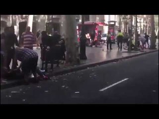 Atentado em Barcelona tem dezenas de vítimas