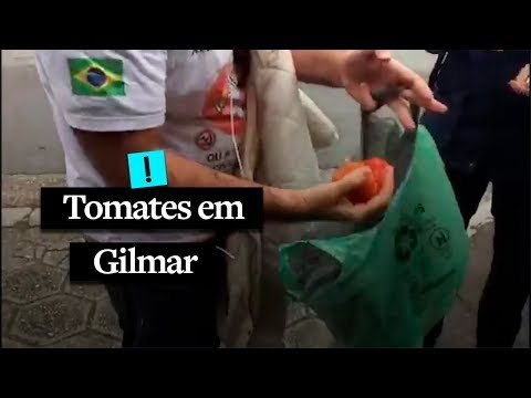 Manifestante que pretendia atirar tomates em Gilmar Mendes é retirado de evento