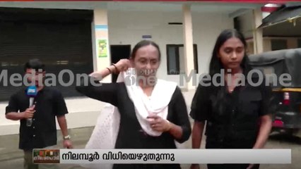 'എന്നും കോൺ​ഗ്രസിനൊപ്പം ഉണ്ടാകും...' വോട്ട് രേഖപ്പെടുത്തി വിവി പ്രകാശിന്റെ കുടുംബം