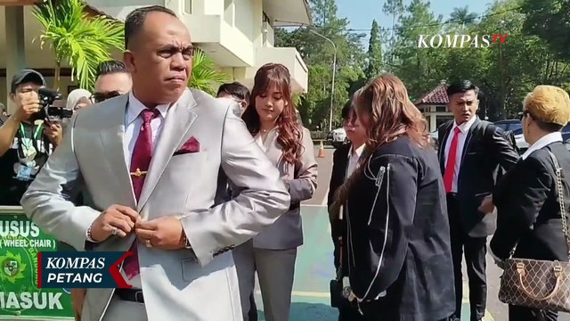 [FULL] Sederet Fakta Sidang Pembacaan Gugatan Ridwan Kamil vs Lisa Mariana di PN Bandung