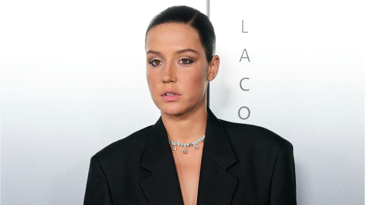 GALA VIDEO - Adèle Exarchopoulos cible de critiques, ces attaques qui l’ont étonnée : “Ma tête, ma voix, ça faisait polémique…”