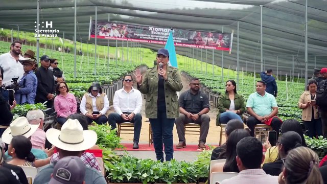 Xiomara Castro le dice a la oposición que 'tienen miedo' a que continúe la refundación