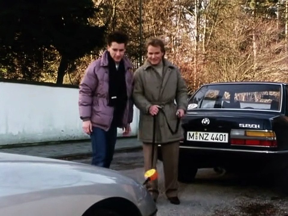 Derrick S10E08 Attentat Auf Derrick