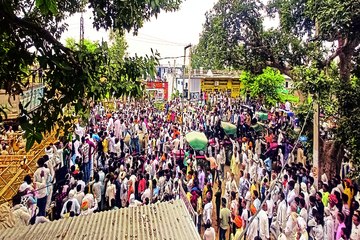 पानी को लेकर बवाल : सात घंटे प्रदर्शन, किसानों का दावा सिलीसेढ़ में नहीं होगी बोरिंग ... देखें वीडियो ...