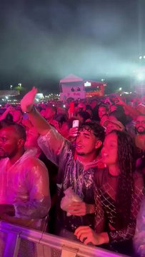 Ao som de ‘Coração do Vaqueiro’, João Gomes embala público na segunda noite de São João da Bahia