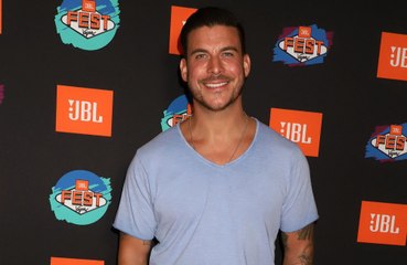A Jax Taylor le pareció 'devastador' recibir los papeles de su divorcio