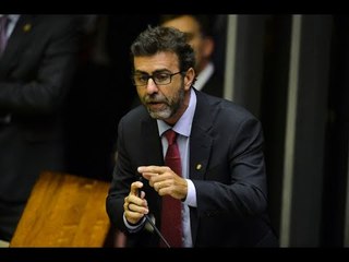 Ministério da Saúde evita tweets de Marcelo Freixo