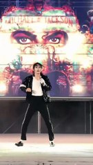 Dive into the Ocean of Dance#迈克尔杰克逊蔡军 #迈克尔杰克逊 #致敬经典  #帅到爆炸-快手