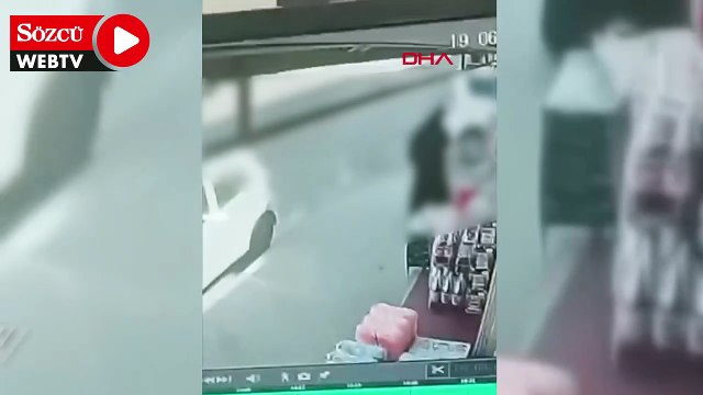 Arnavutköy'de sokak ortasında boşanma aşamasındaki eşini darbetti