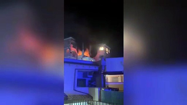 Paura a Olbia, fiamme in un appartamento al terzo piano: due intossicati